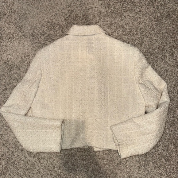 Zara Textured Bone Cropped Tweed Blazer NWT Sz Large - Picture 2 of 5
